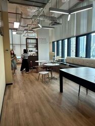 Zhongshan Mall (D12), Office #560602991